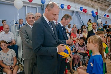 Сергей Грачев: «ФОКи должны работать для всех людей. В холдинге УГМК это хорошо понимают»